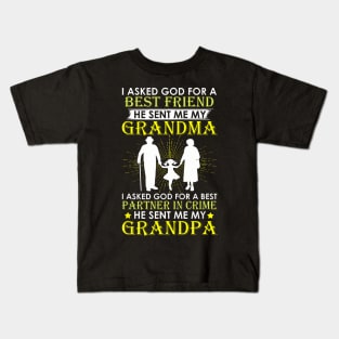 I Asked God For A Best Friend He Sent Me My Grandma Kids T-Shirt
